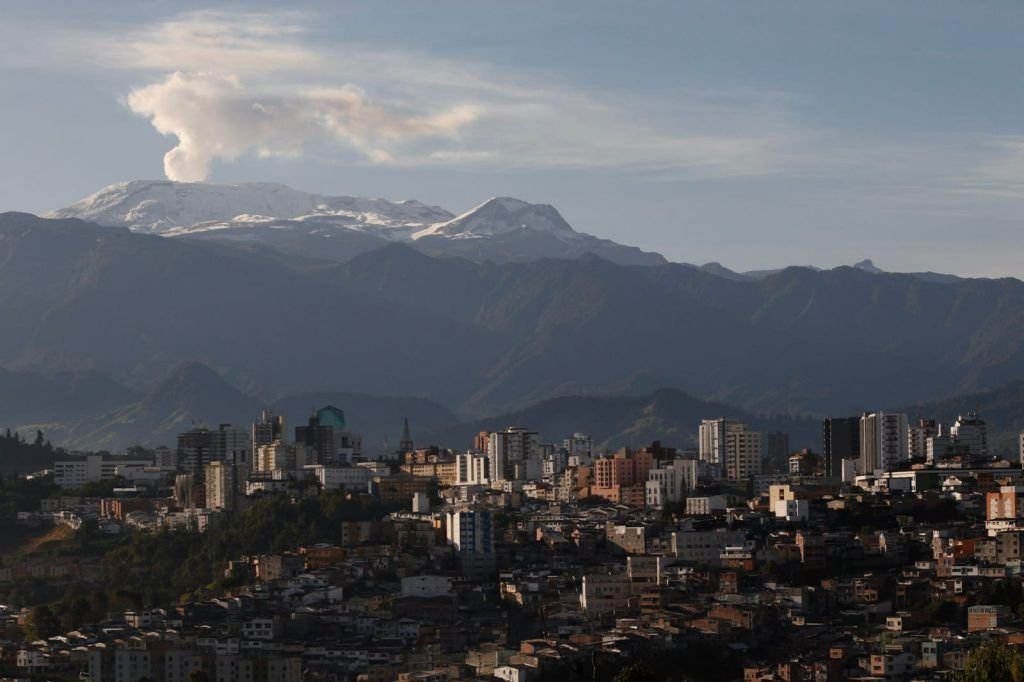 Nevado-1024x682 erupción del volcán Nevado del Ruiz
