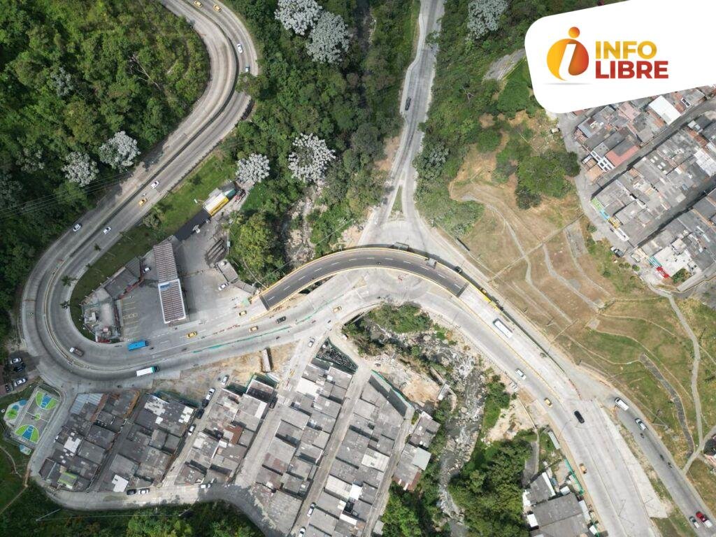 Intercambiador Vial de Los Cedros