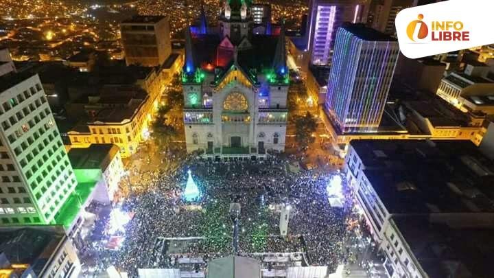 plaza-bolivar-manizalez Plaza de Bolívar