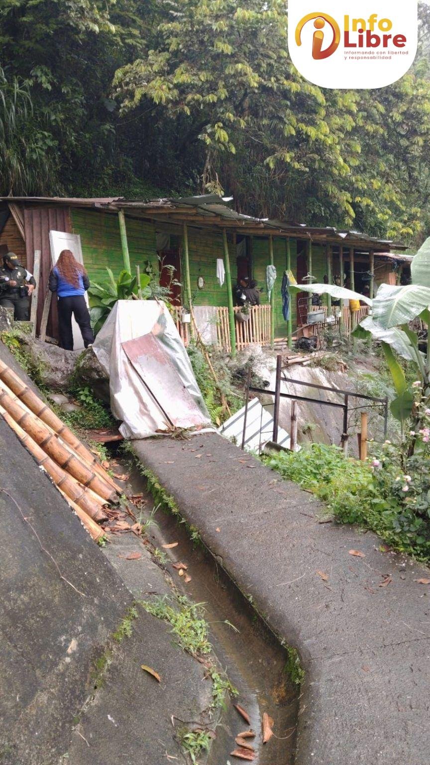 WhatsApp-Image-2025-03-21-at-11.13.07-AM-864x1536 invasiones ilegales